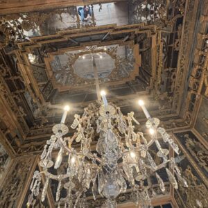 Von Stille, Spiegeln und ein bisschen Magie