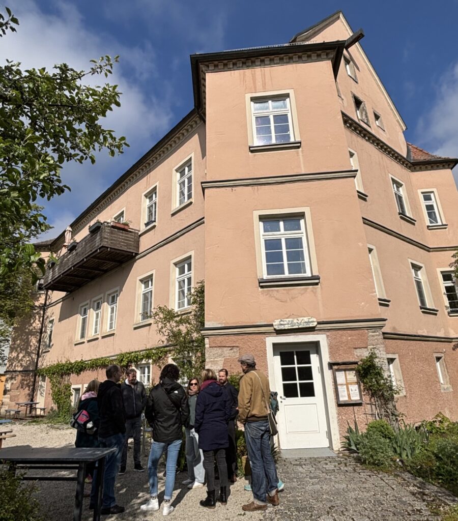 Schloss Tempelhof, Lebensgemeinschaft, demokratische Werte, Sharing Konzept, Alexandra Leibfried, Systemisches Coaching